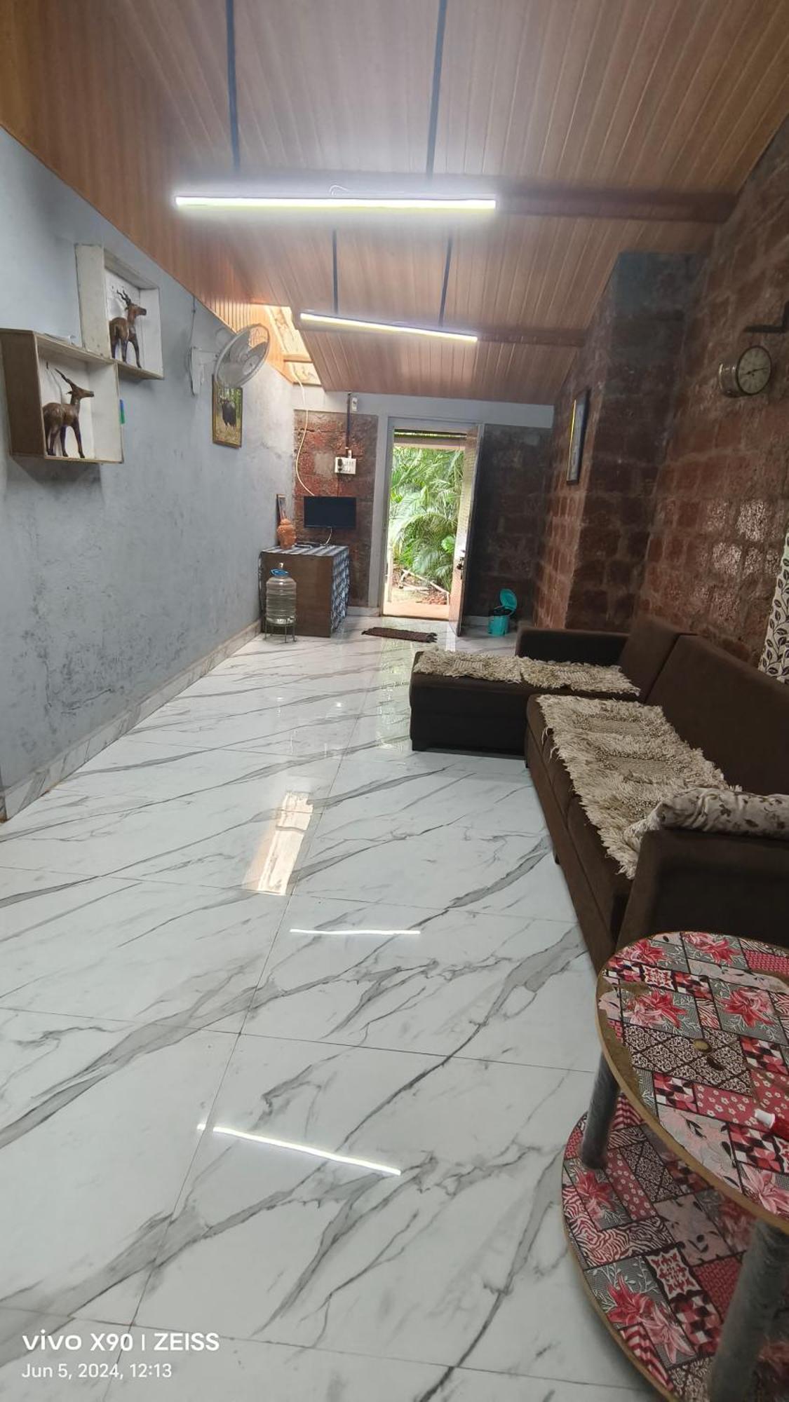 Annabella Resort, Guest House Khakurla Buitenkant foto
